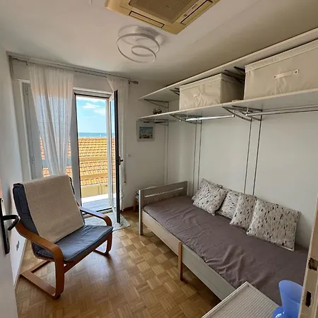 Intero Sul Mare Passeggiata *