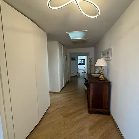 Intero Sul Mare Passeggiata 비아레지오