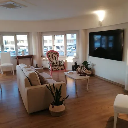 Appartamento Intero Sul Mare Passeggiata Viareggio