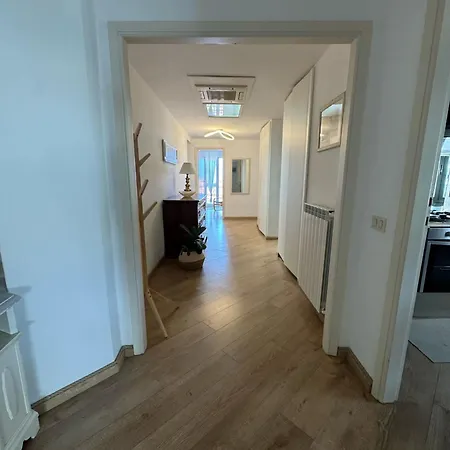 Intero Sul Mare Passeggiata 아파트