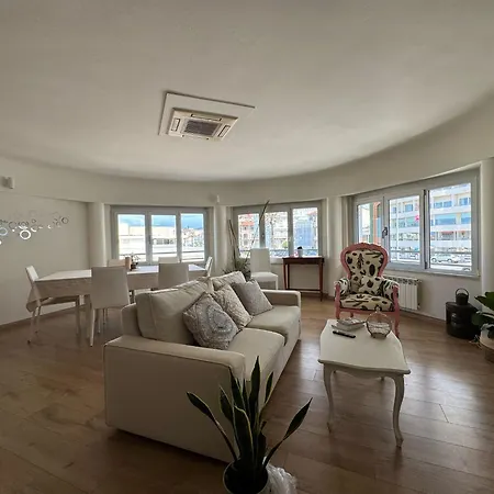 Intero Sul Mare Passeggiata Appartamento *