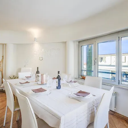 Appartement Intero Sul Mare Passeggiata Viareggio
