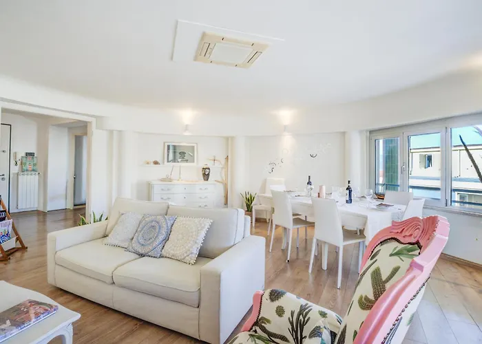 Apartment Intero Sul Mare Passeggiata