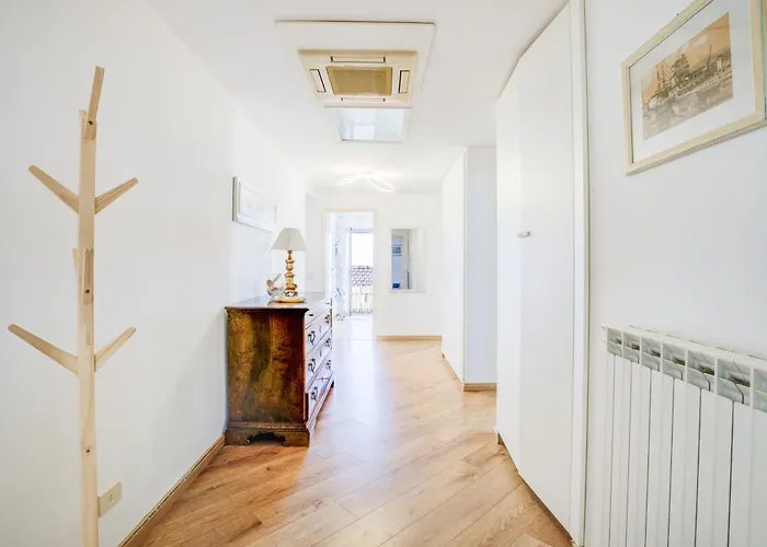 Intero Sul Mare Passeggiata Διαμέρισμα Βιαρέτζιο