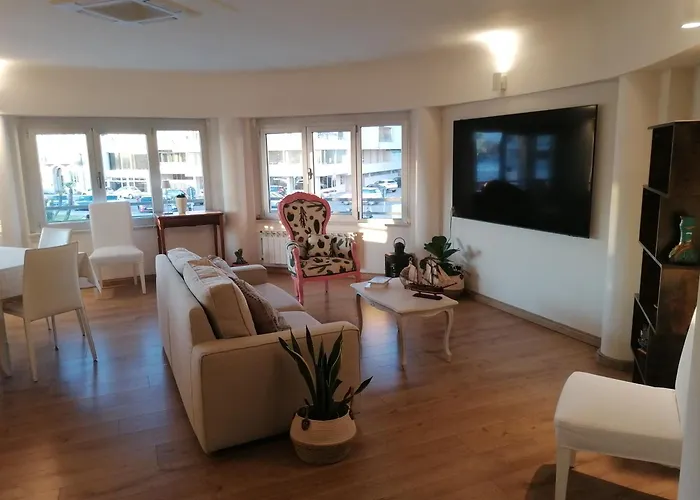 아파트 Intero Sul Mare Passeggiata 비아레지오