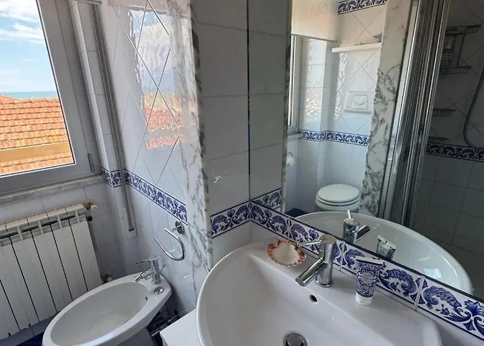 아파트 Intero Sul Mare Passeggiata 비아레지오